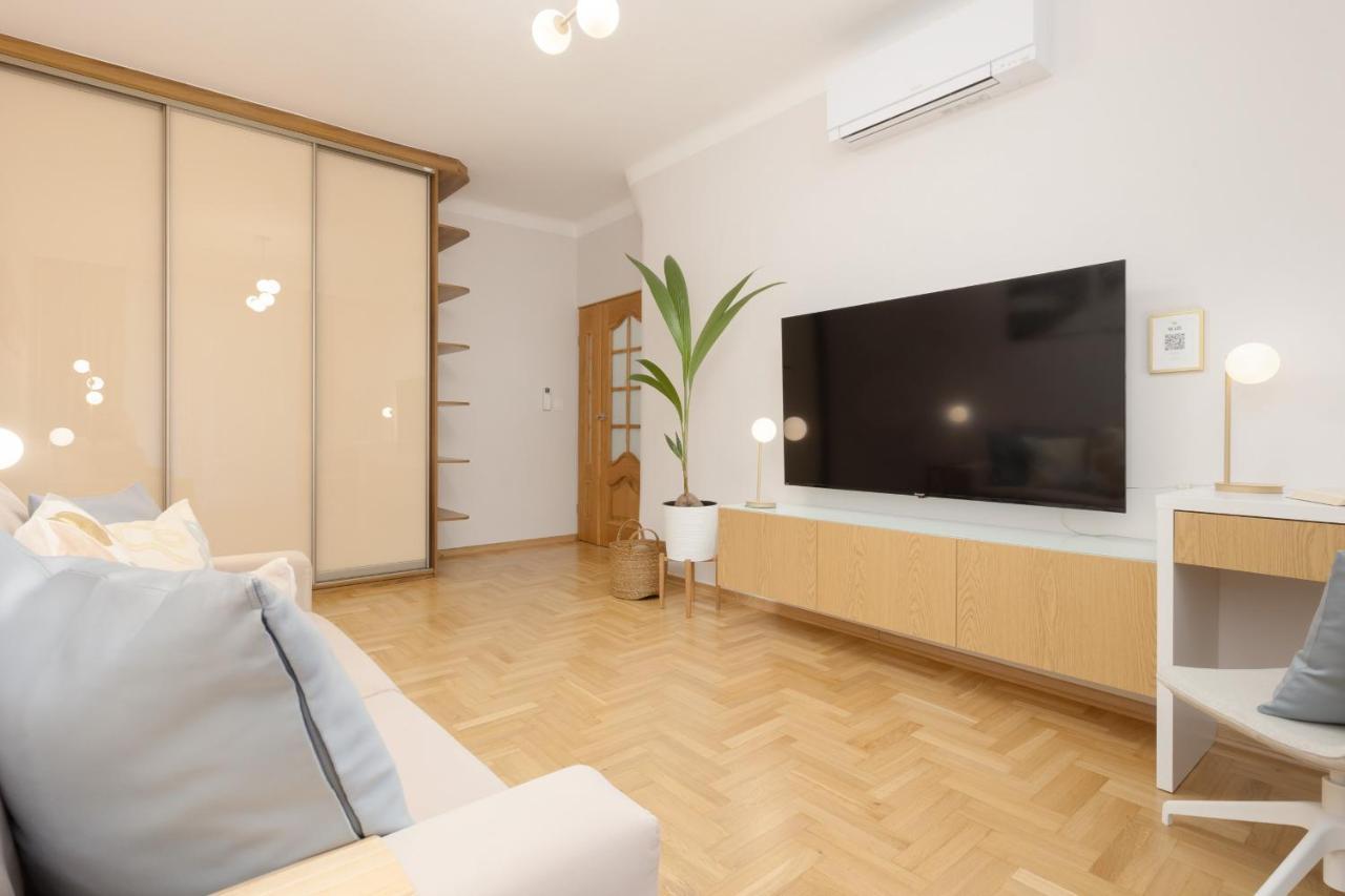 Bright Apartment Kasprzaka Warsaw Wola Near Metro Station By Noclegi Renters المظهر الخارجي الصورة