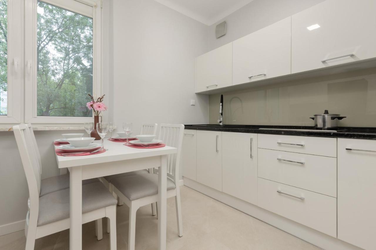 Bright Apartment Kasprzaka Warsaw Wola Near Metro Station By Noclegi Renters المظهر الخارجي الصورة